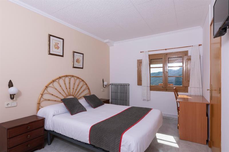 מונטסני Hostal Montserrat מראה חיצוני תמונה